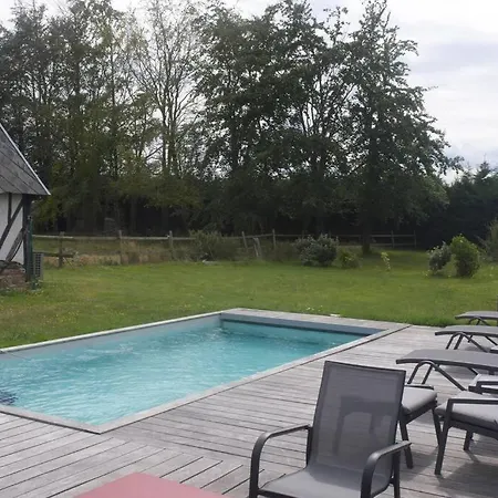 Maison Entiere Avec Piscine Chauffee 4p * Bretigny (Eure)