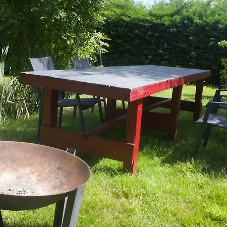 Prázdninový dům Maison Entiere Avec Piscine Chauffee 4p