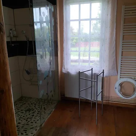 Maison Entiere Avec Piscine Chauffee 4p Bretigny (Eure)